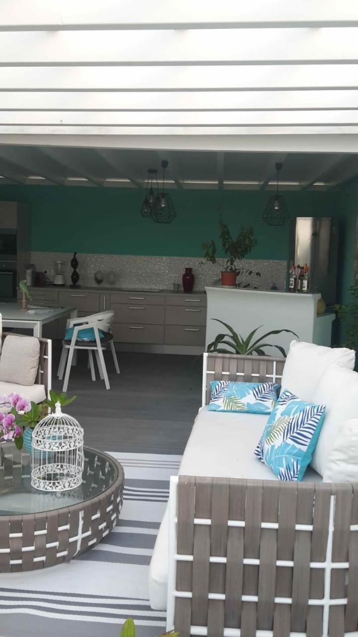 La Mariposa Bed & Breakfast Le Robert Exterior foto